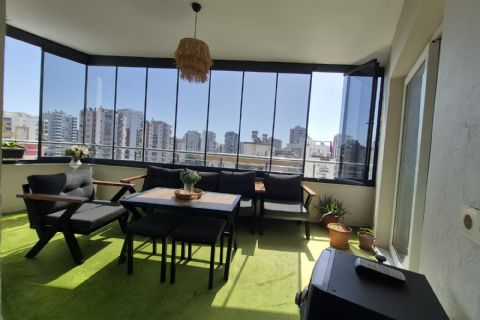 KARİZMA'DAN HAVUZLU JENERATÖRLÜ 4+1