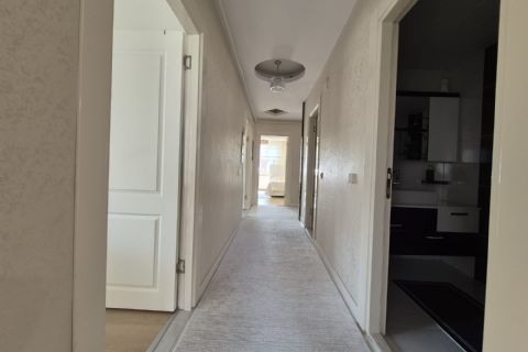 KARİZMA'DAN HAVUZLU JENERATÖRLÜ 4+1