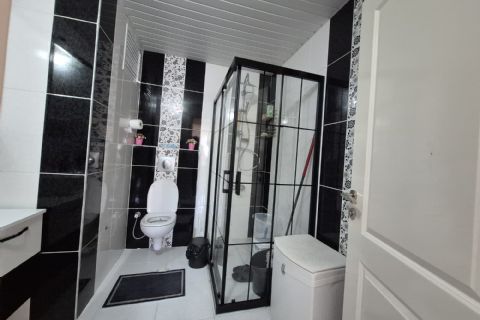 KARİZMA'DAN HAVUZLU JENERATÖRLÜ 4+1