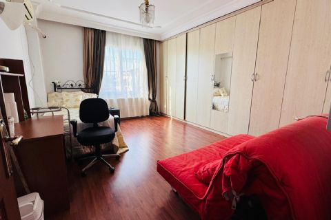KARİZMA'DAN HAVUZLU SİTE İÇERİSİNDE 1000 M2 BAĞIMSIZ VİLLA
