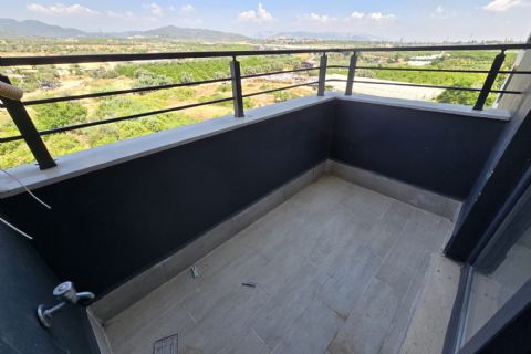 KARİZMA'DAN HAVUZLU SİTE İÇİ AÇIK CEPHELİ 2+1
