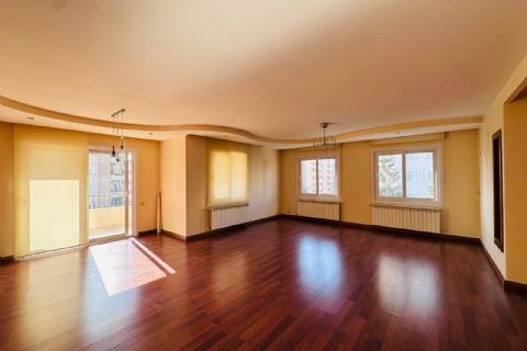 KARİZMA'DAN İKİ BLOKLU KOMBİLİ GENİŞ 4+1