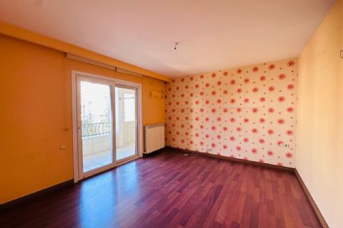 KARİZMA'DAN İKİ BLOKLU KOMBİLİ GENİŞ 4+1