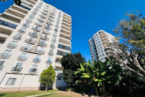 KARİZMA'DAN İKİ BLOKLU KOMBİLİ GENİŞ 4+1