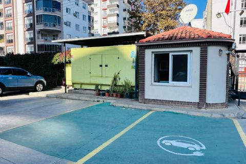 KARİZMA'DAN İKİ BLOKLU KOMBİLİ GENİŞ 4+1