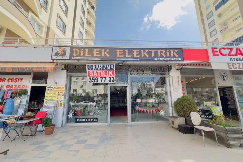 KARİZMA'DAN İŞLEK CADDE ÜSTÜ 100 M2 SATILIK DÜKKAN