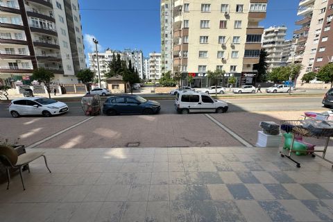 KARİZMA'DAN İŞLEK CADDE ÜSTÜ 100 M2 SATILIK DÜKKAN