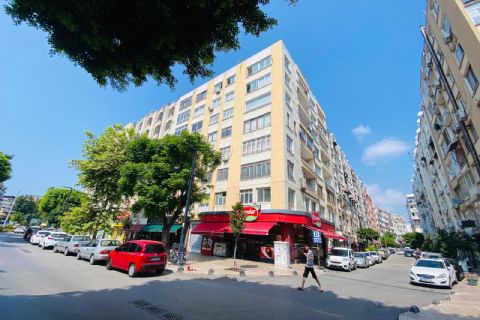 KARİZMA'DAN İSTİKLAL CADDESİNE CEPHELİ MERKEZİ KONUMDA 2+1 OFİS