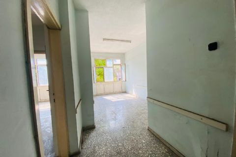 KARİZMA'DAN İSTİKLAL CADDESİNE CEPHELİ MERKEZİ KONUMDA 2+1 OFİS