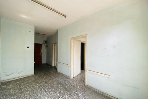 KARİZMA'DAN İSTİKLAL CADDESİNE CEPHELİ MERKEZİ KONUMDA 2+1 OFİS