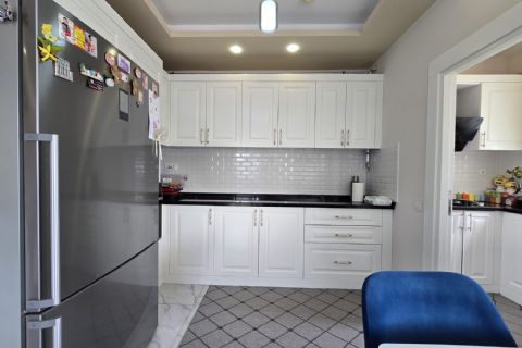 KARİZMA'DAN JENERATÖRLÜ MASRAFSIZ OTURUMA HAZIR 4+1