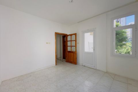 KARİZMA'DAN KÖŞE BAŞI HAVUZLU KOMBİLİ 5+1 TRİPLEKS VİLLA