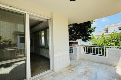 KARİZMA'DAN KUYULUKTA SİTE İÇERİSİNDE HAVUZLU TRİPLEKS VİLLA