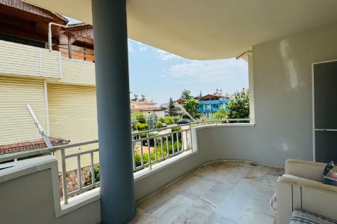 KARİZMA'DAN KUYULUKTA SİTE İÇERİSİNDE HAVUZLU TRİPLEKS VİLLA
