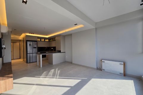 KARİZMA'DAN KUZEYKENT'TE  OTOBANA YAKIN DONANIMLI SİTE İÇİNDE 2+1