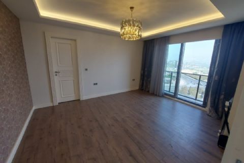 KARİZMA'DAN LİMONLUKTA 5+1 DAİRE