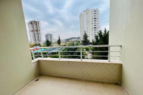 KARİZMA'DAN LİMONLUKTA CEPHELERİ AÇIK GENİŞ HAVUZLU 4+1