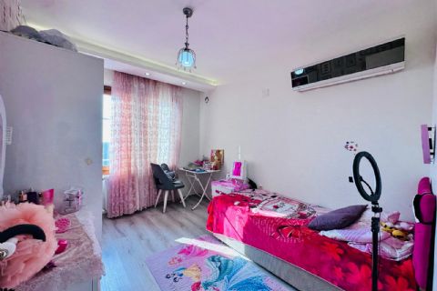 KARİZMA'DAN LÜX HAVUZLU GENİŞ OTURUMLU 5+1