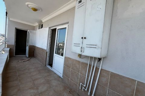 KARİZMA'DAN MARİNAYA  YÜRÜME MESAFESİNDE MERKEZİ KONUMDA 3+1