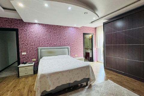 KARİZMA'DAN MENDERES MAH GENİŞ CEPHELERİ AÇIK HAVUZLU 4+1