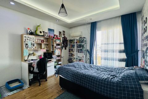 KARİZMA'DAN MENDERES MAH GENİŞ CEPHELERİ AÇIK HAVUZLU 4+1