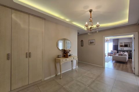 KARİZMA'DAN MENDERES MH DE DOĞALGAZLI AQUA PARK 3+1