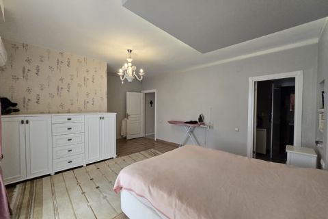 KARİZMA'DAN MENDERES MH DE DOĞALGAZLI AQUA PARK 3+1