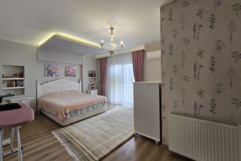 KARİZMA'DAN MENDERES MH DE DOĞALGAZLI AQUA PARK 3+1