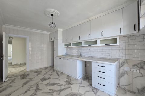 KARİZMA'DAN MENDERES MH DE GENİŞ BAĞIMSIZ 3+1