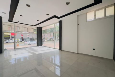 KARİZMA'DAN MENDERES MH DE MERKEZİ YOLA CEPHELİ  DÜKKAN