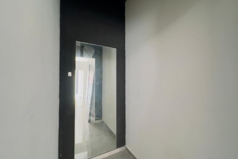 KARİZMA'DAN MENDERES MH DE MERKEZİ YOLA CEPHELİ  DÜKKAN