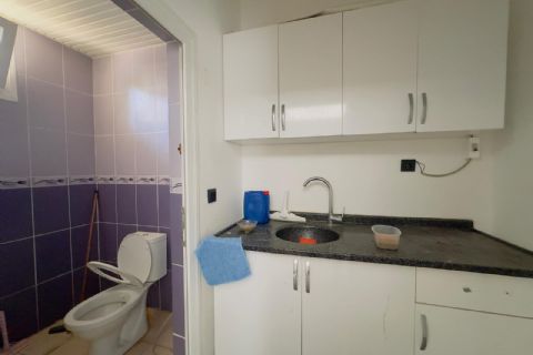 KARİZMA'DAN MENDERES MH DE MERKEZİ YOLA CEPHELİ  DÜKKAN