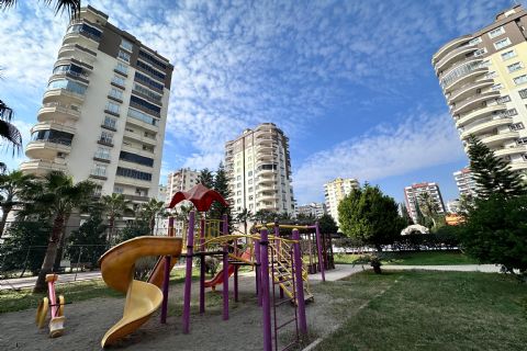 KARİZMA'DAN MENDERES 'TE GÜVENLİKLİ AQUA PARKLI GENİŞ 4+1