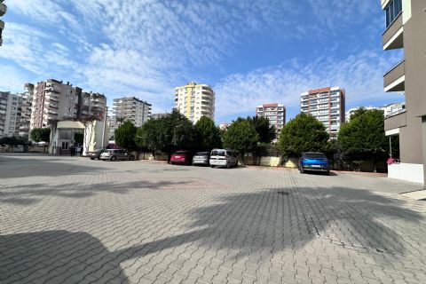 KARİZMA'DAN MENDERES 'TE GÜVENLİKLİ AQUA PARKLI GENİŞ 4+1