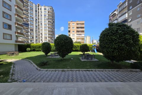 KARİZMA'DAN MENDERESTE SİTE İÇİ KOMBİLİ CAMBALKONLU GENİŞ 3+1