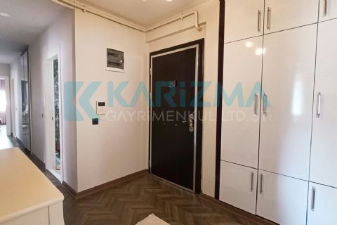 KARİZMA'DAN MENDERES'TE YAPILI GENİŞ BAĞIMSIZ MUTFAK 3+1