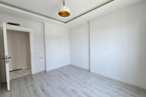 KARİZMA'DAN MENTEŞ'TE LÜKS SİTE İÇİ ARA KAT GENİŞ 4+1