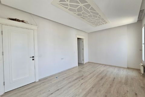 KARİZMA'DAN MENTEŞ'TE LÜKS SİTE İÇİ ARA KAT GENİŞ 4+1
