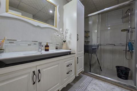 KARİZMA'DAN MENTEŞ'TE LÜKS SİTE İÇİ ARA KAT GENİŞ 4+1