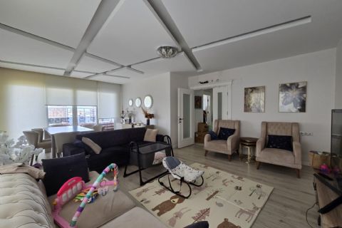 KARİZMA'DAN MENTEŞ'TE LÜKS SİTE İÇİ ARA KAT GENİŞ 4+1