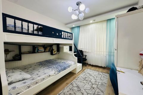 KARİZMA'DAN MERKEZ MH ARA KAT CEPHELERİ AÇIK LÜKS GENİŞ 4+1