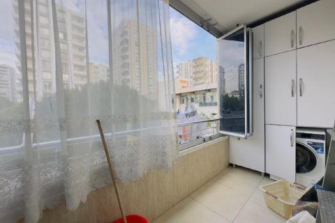 KARİZMA'DAN MERKEZ MH  CAM BALKONLU TEMİZ 3+1 DAİRE