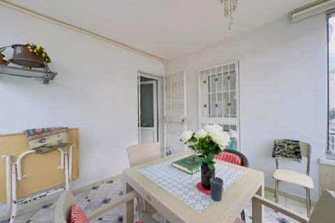 KARİZMA'DAN MERKEZ MH  CAM BALKONLU TEMİZ 3+1 DAİRE