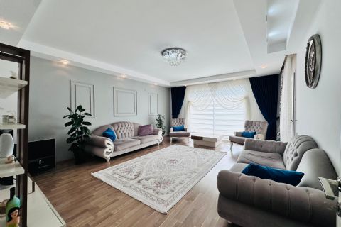 KARİZMA'DAN MERKEZ MH DE 3 BLOK SİTE İÇİ GENİŞ 3+1