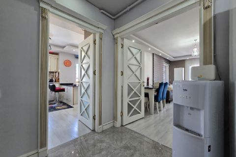 KARİZMA'DAN MERKEZ MH DE DENİZ MANZARALI YAPILI EKSTRALI 4+1
