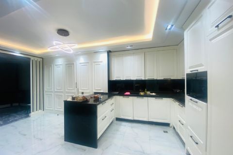 KARİZMA'DAN MERKEZ MH DE ELİT SİTEDE FULL  EŞYALI LÜKS 4+1   