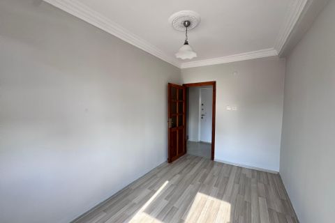 KARİZMA'DAN MERKEZ MH DE GENİŞ OTURUM 1+1