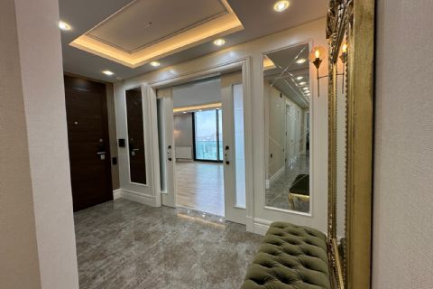 KARİZMA'DAN MERKEZ MH DE GÜVENLİKLİ HAVUZLU LÜKS 4+1
