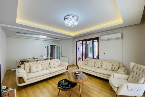 KARİZMA'DAN MERKEZ MH DE GÜVENLİKLİ HAVUZLU TEMİZ 3+1