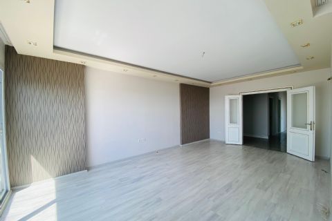 KARİZMA'DAN MERKEZ MH DE HAVUZLU GENİŞ 4+1 DAİRE